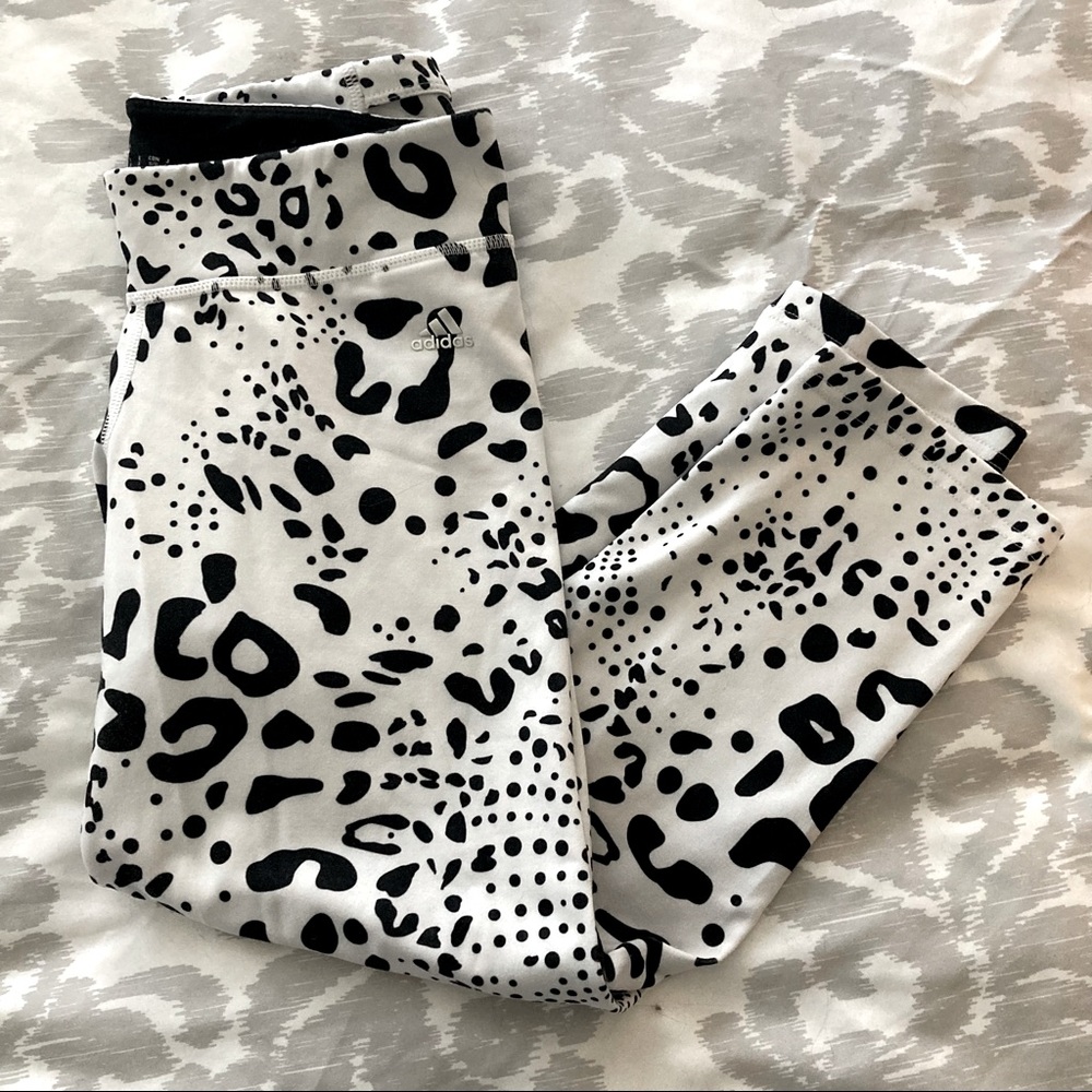 Adidas white snow leopard crop legging